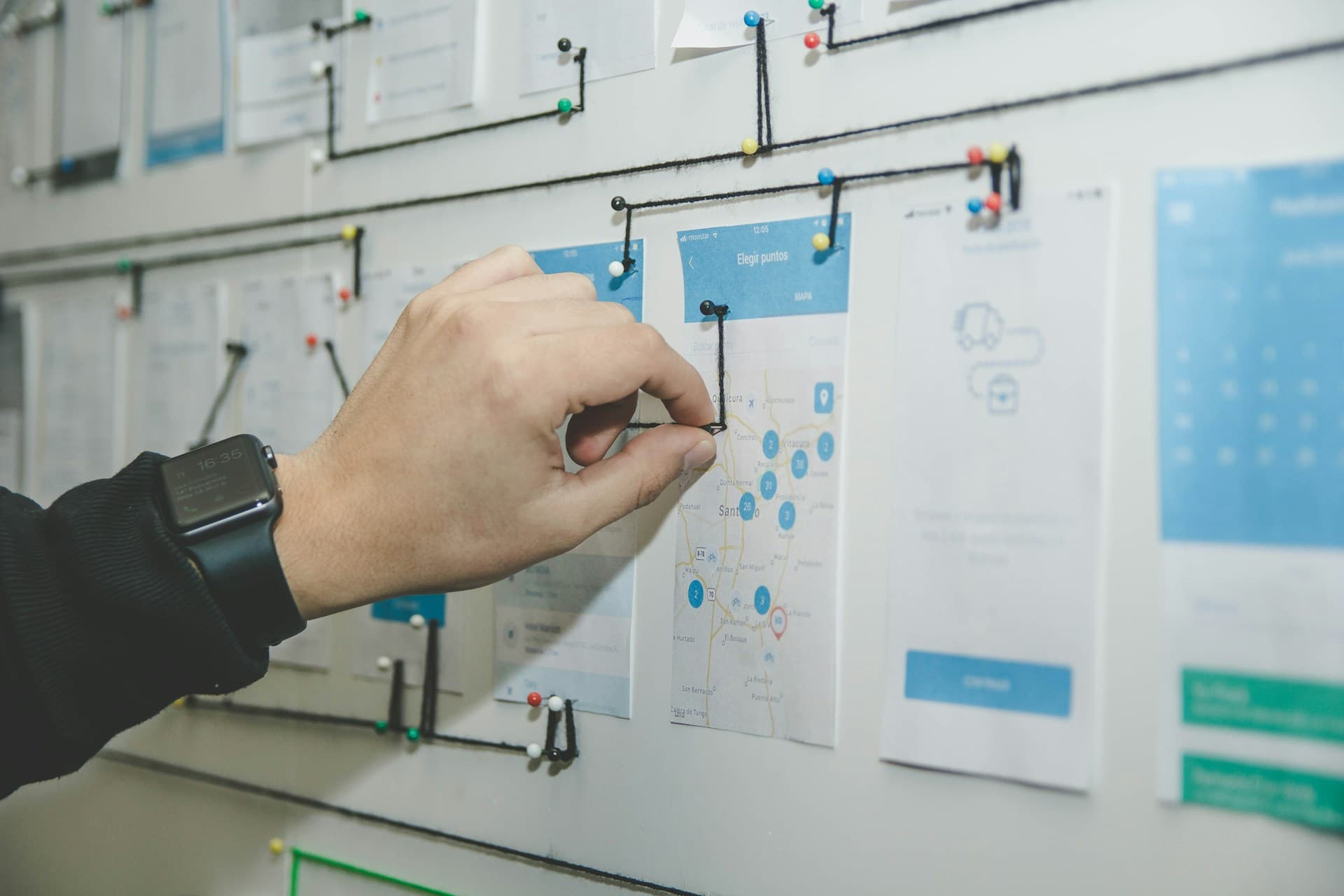 Ürün tasarım çalışması — wireframe ve mockup